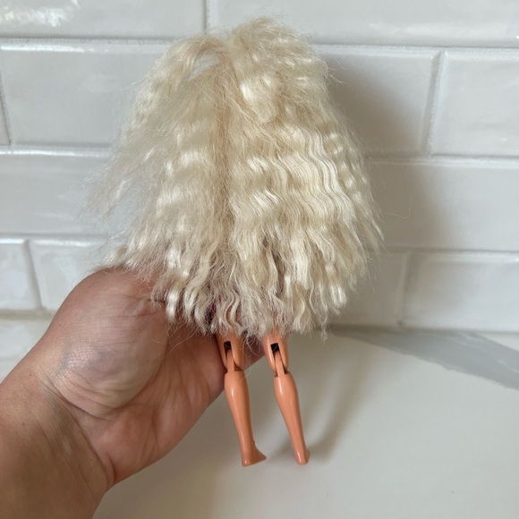 Mattel Barbie Bicyclin Stacie 1996 Doll Moveable Knees - Picture 4 of 6